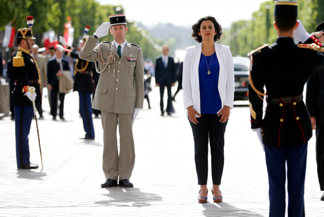 Myriam El Khomri, le 19 mai dernier, lors d'une cérémonie à l'Arc de Triomphe © Reuters Myriam El Khomri, le 19 mai dernier, lors d'une cérémonie à l'Arc de Triomphe © Reuters